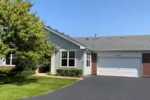16341 Carver Lake Ct, Crest Hill, IL 60403 - Photo 2