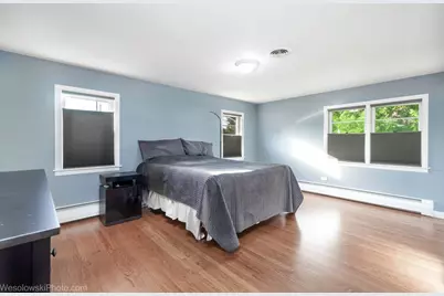 6400 N Knox Avenue, Lincolnwood, IL 60712 - Photo 18