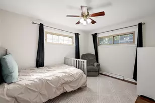 842 S Euclid Ave, Villa Park, IL 60181 - Photo 16