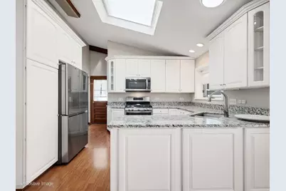 842 S Euclid Avenue, Villa Park, IL 60181 - Photo 8