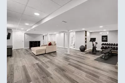 842 S Euclid Avenue, Villa Park, IL 60181 - Photo 20