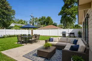 842 S Euclid Ave, Villa Park, IL 60181 - Photo 26