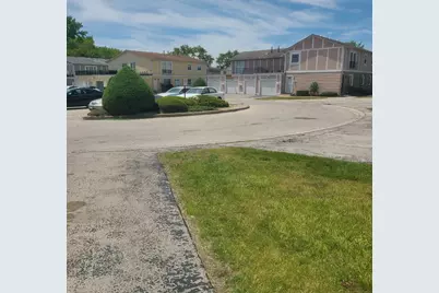 19325 Oakwood Avenue, Country Club Hills, IL 60478 - Photo 12