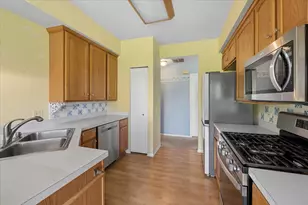 3323 Bromley Ln, Aurora, IL 60502 - Photo 14
