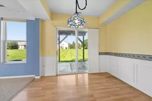3323 Bromley Ln, Aurora, IL 60502 - Photo 10