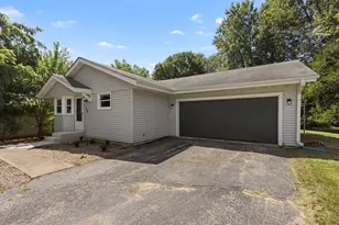 110 Poseidon Ln SW, Poplar Grove, IL 61065 - Photo 22