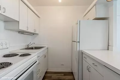 4343 N Clarendon Avenue #1518, Chicago, IL 60613 - Photo 8