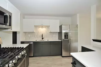 860 Chasefield Lane #3, Crystal Lake, IL 60014 - Photo 2