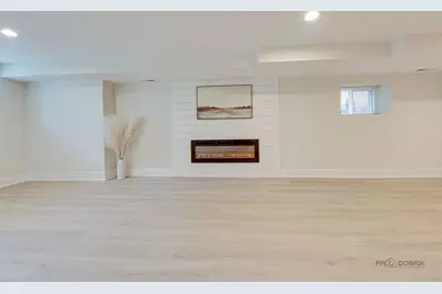 5748 W Eastwood Avenue, Chicago, IL 60630 - Photo 38