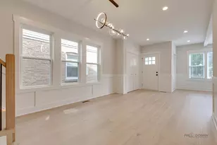 5748 W Eastwood Ave, Chicago, IL 60630 - Photo 8