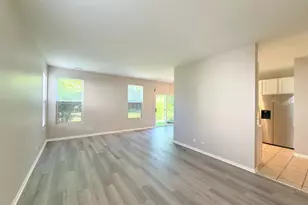 3989 Blackstone Dr, Aurora, IL 60504 - Photo 2