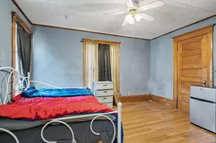 904 E Water St, Pontiac, IL 61764 - Photo 22