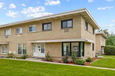 1250 N Wheeling Road, Mount Prospect, IL 60056 - Photo 1