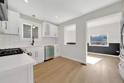8133 S Loomis Boulevard, Chicago, IL 60620 - Photo 6