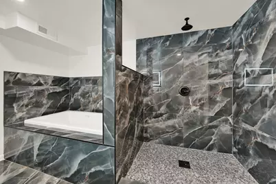 8133 S Loomis Boulevard, Chicago, IL 60620 - Photo 26