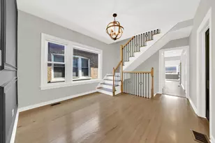 8133 S Loomis Blvd, Chicago, IL 60620 - Photo 4