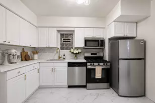 1915 Asbury Ave, Evanston, IL 60201 - Photo 8