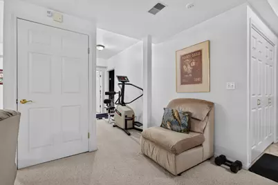 640 Walnut Oaks Drive, Roselle, IL 60172 - Photo 30