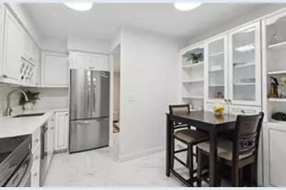 1301 N Western Avenue #231, Lake Forest, IL 60045 - Photo 6