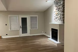 3262 Salem Ct, Aurora, IL 60504 - Photo 8
