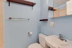 4348 N Sacramento Ave, Chicago, IL 60618 - Photo 16