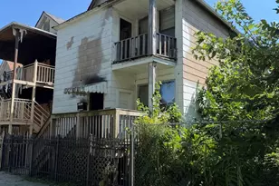 321 E 116th St, Chicago, IL 60628 - Photo 2