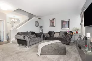 292 S Oak Creek Ln, Romeoville, IL 60446 - Photo 4