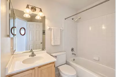 109 Lauralton Street #10, Lake Bluff, IL 60044 - Photo 10