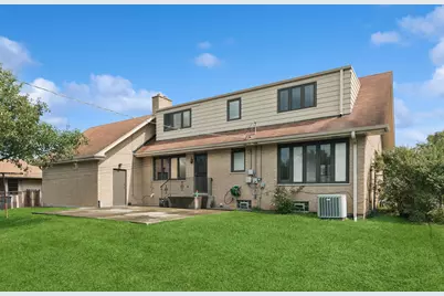 822 Bradoc Street, Chicago Heights, IL 60411 - Photo 20