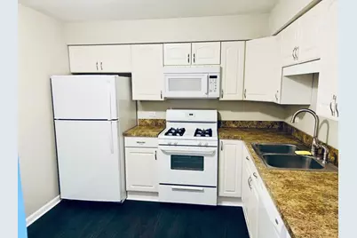 1577 Jill Court #202, Glendale Heights, IL 60139 - Photo 6