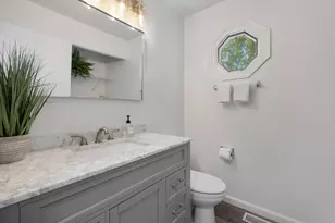 1603 Reading Cir, Carpentersville, IL 60110 - Photo 12