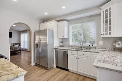 1603 Reading Circle, Carpentersville, IL 60110 - Photo 8