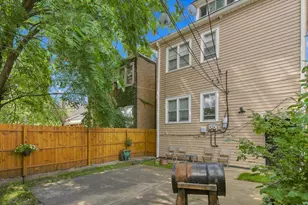 6641 S Fairfield Ave, Chicago, IL 60629 - Photo 16