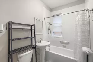 6641 S Fairfield Ave, Chicago, IL 60629 - Photo 10