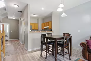 209 Oxford Ct, Oswego, IL 60543 - Photo 6