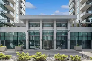 123 S Green St, Chicago, IL 60607 - Photo 2