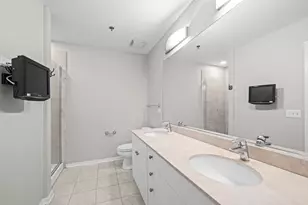 123 S Green St, Chicago, IL 60607 - Photo 12