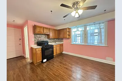 3129 N Hamlin Avenue #G, Chicago, IL 60618 - Photo 2