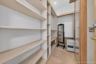 8650 W Davis Street, Des Plaines, IL 60016 - Photo 30