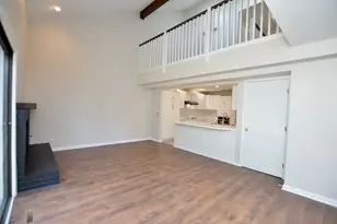 516 N Thornwood Dr, McHenry, IL 60050 - Photo 14