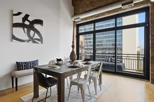 520 W Huron St, Chicago, IL 60654 - Photo 10
