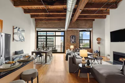 520 W Huron Street #609, Chicago, IL 60654 - Photo 2