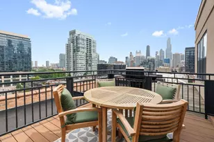 520 W Huron St, Chicago, IL 60654 - Photo 22