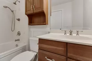 616 Blue Spruce Ln, Mundelein, IL 60060 - Photo 20