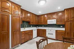 845 N Merrill St, Park Ridge, IL 60068 - Photo 4