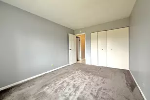 3108 Roberts Dr, Woodridge, IL 60517 - Photo 6