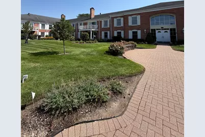 124 Carriage Way Drive #209B, Burr Ridge, IL 60527 - Photo 24