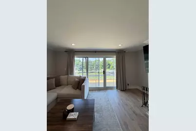 124 Carriage Way Drive #209B, Burr Ridge, IL 60527 - Photo 6