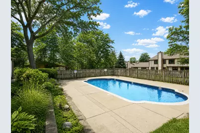 1049 Wheaton Oaks Drive, Wheaton, IL 60187 - Photo 28