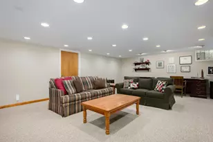 1049 Wheaton Oaks Dr, Wheaton, IL 60187 - Photo 22